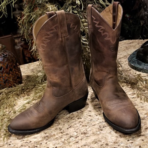 ariat sedona